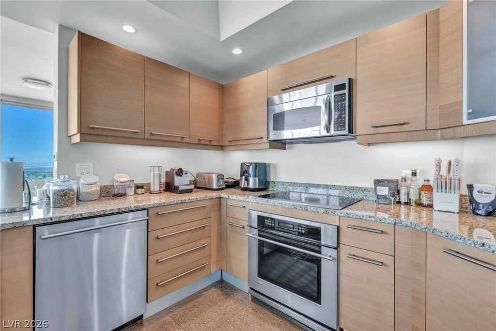 322 Karen Avenue - Photo 43