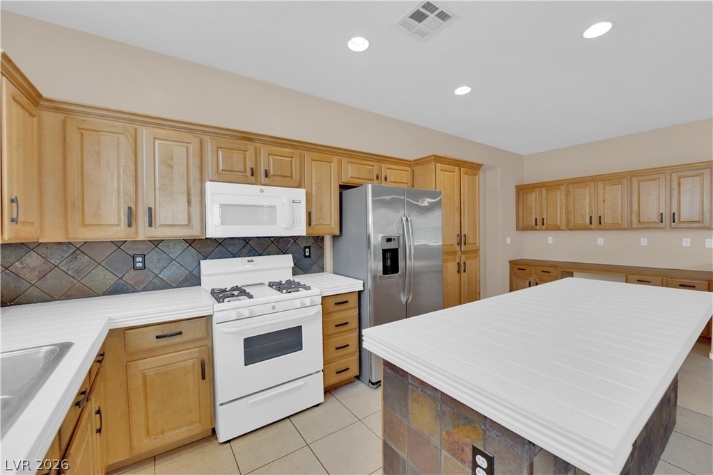 2429 Allegretto Avenue - Photo 15