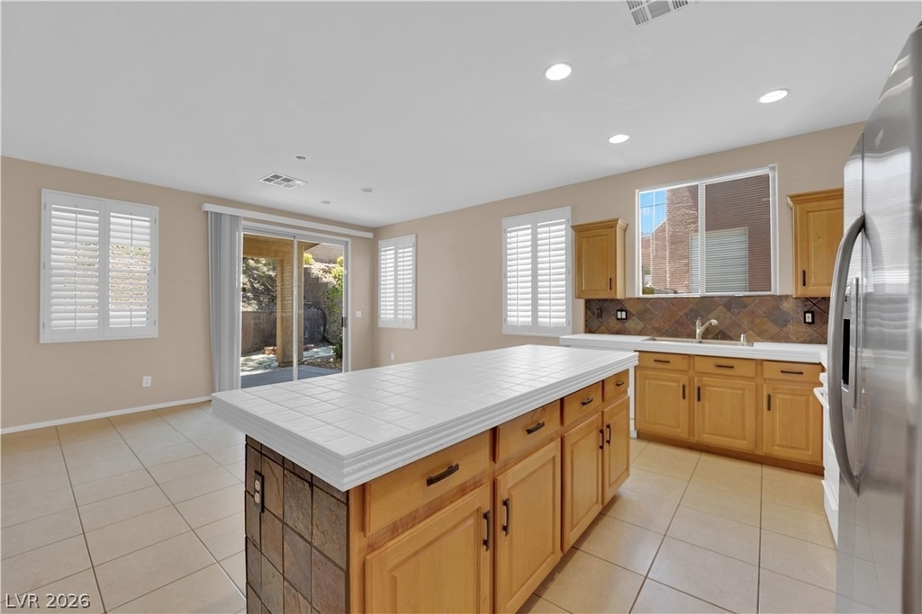 2429 Allegretto Avenue - Photo 12