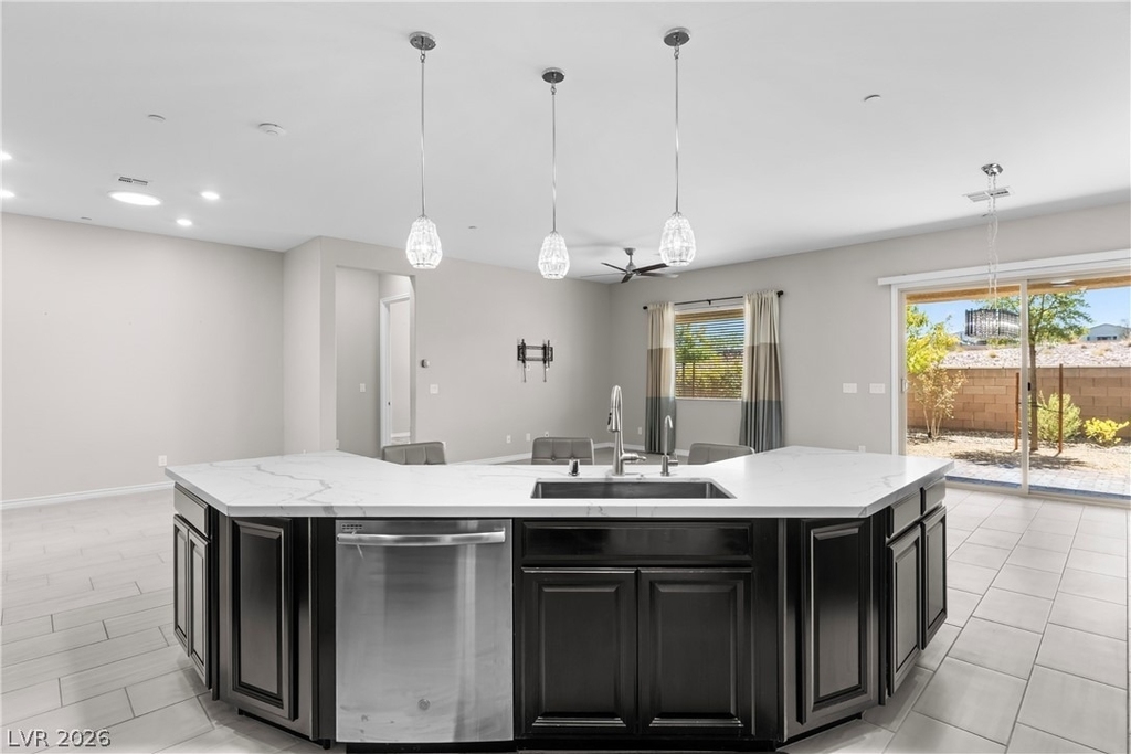 652 Longfeather Street - Photo 10