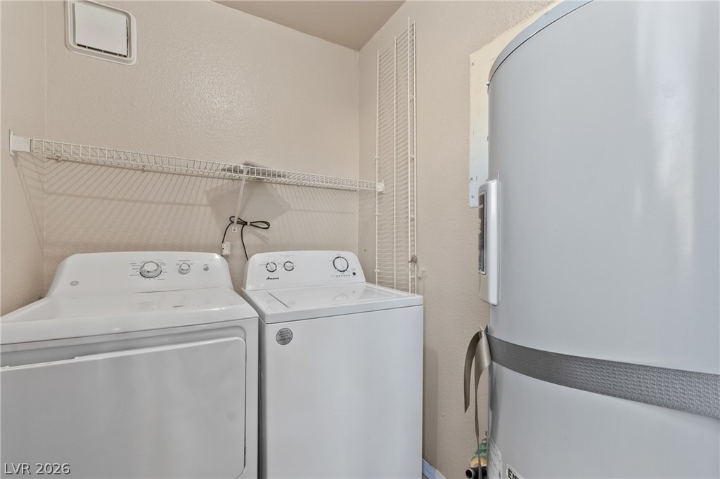 9325 W Desert Inn Road - Photo 16