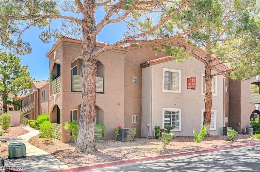 2120 Sealion Drive - Photo 0