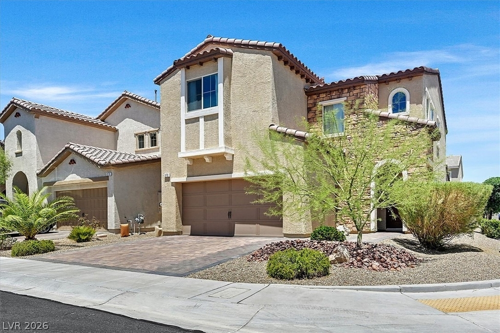 272 Finsbury Court - Photo 0