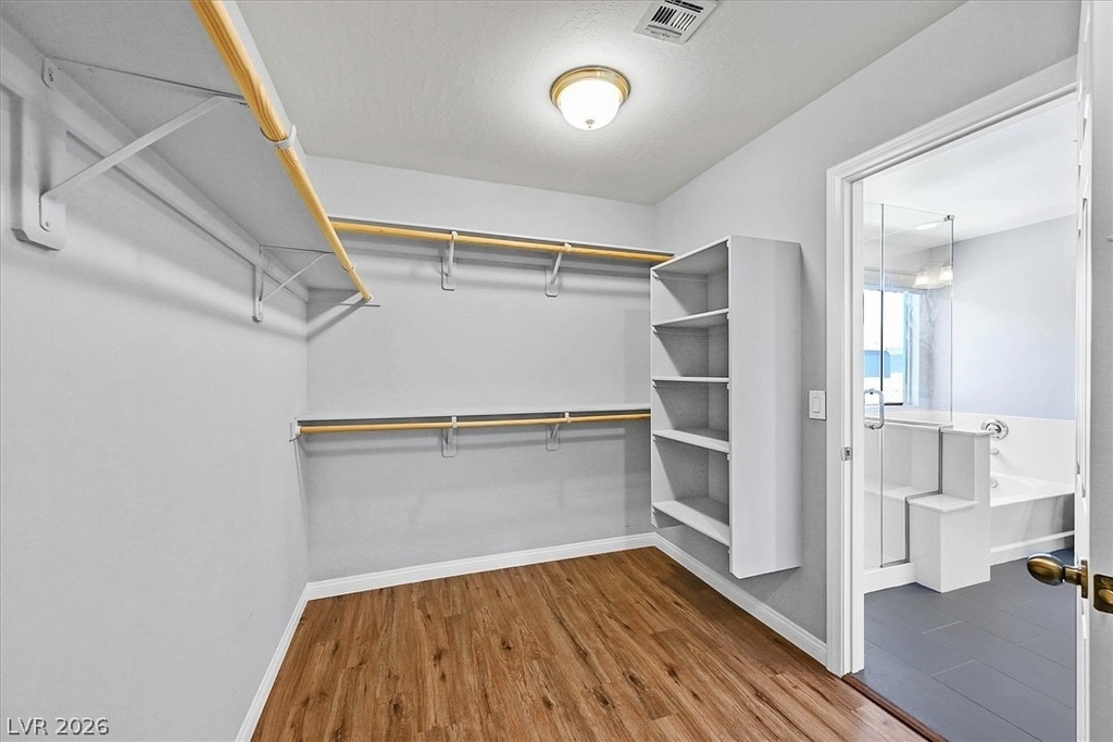 272 Finsbury Court - Photo 17