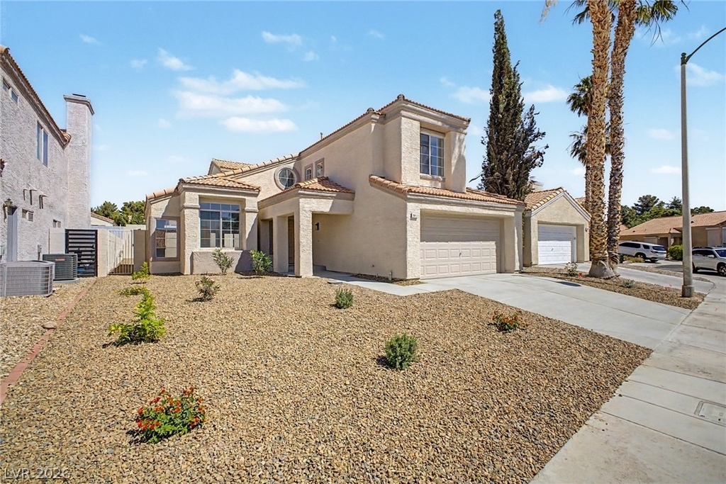 9812 Eagle Rock Court - Photo 2