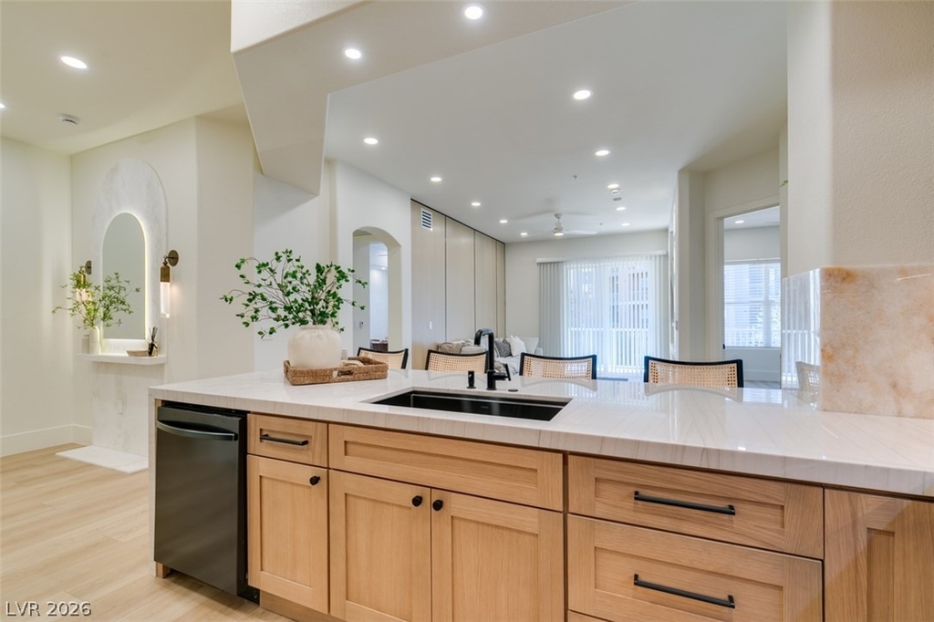 32 E Serene Avenue - Photo 20