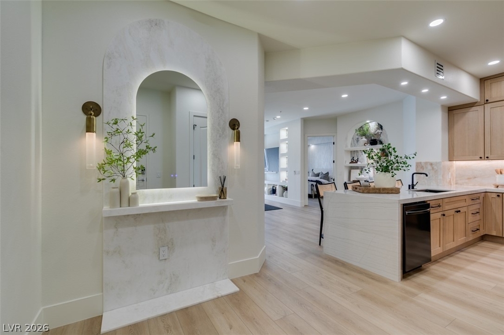 32 E Serene Avenue - Photo 10