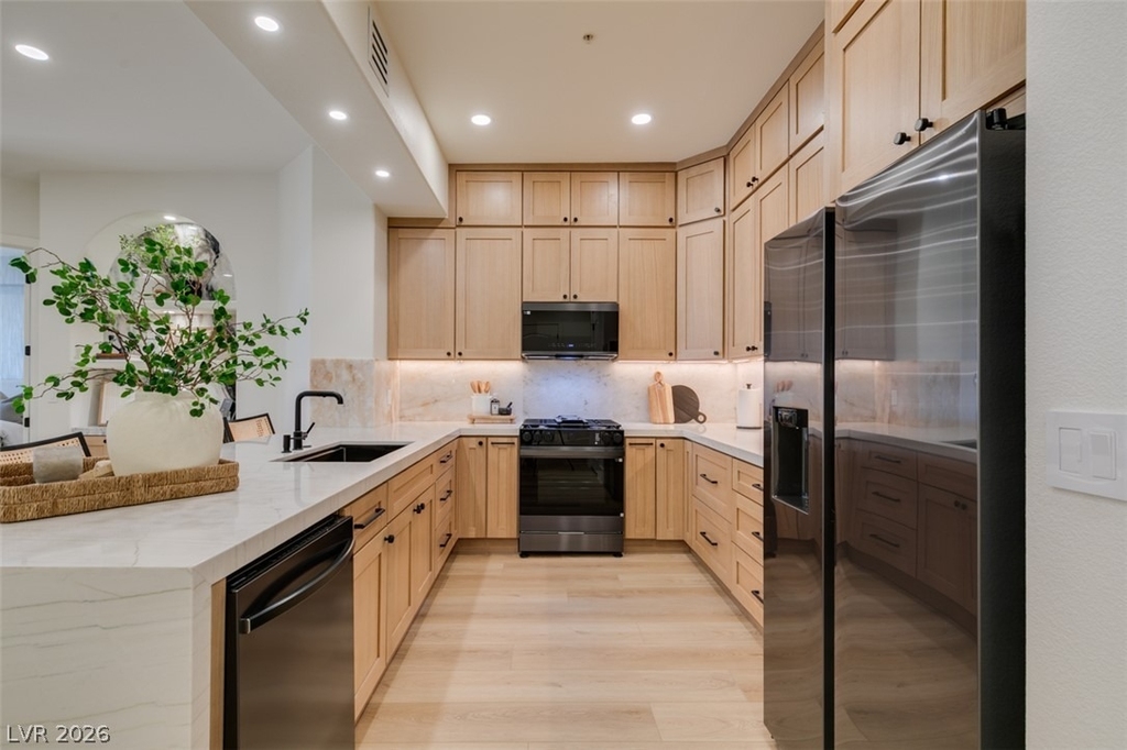 32 E Serene Avenue - Photo 17