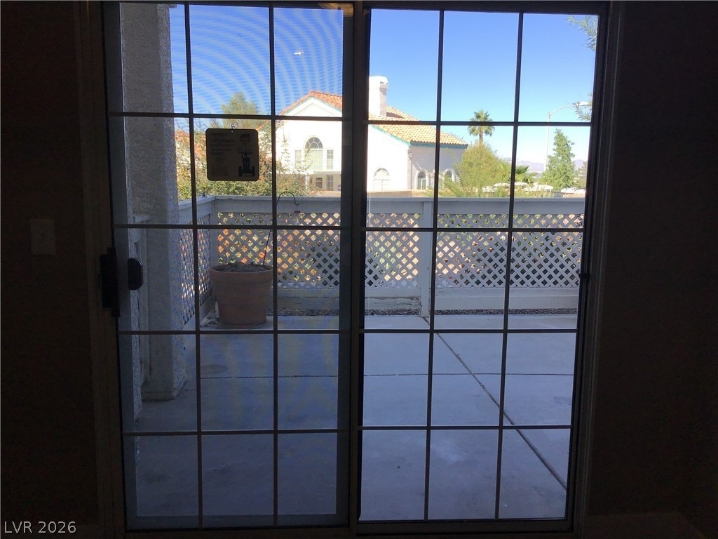 1676 Normandy Way - Photo 3