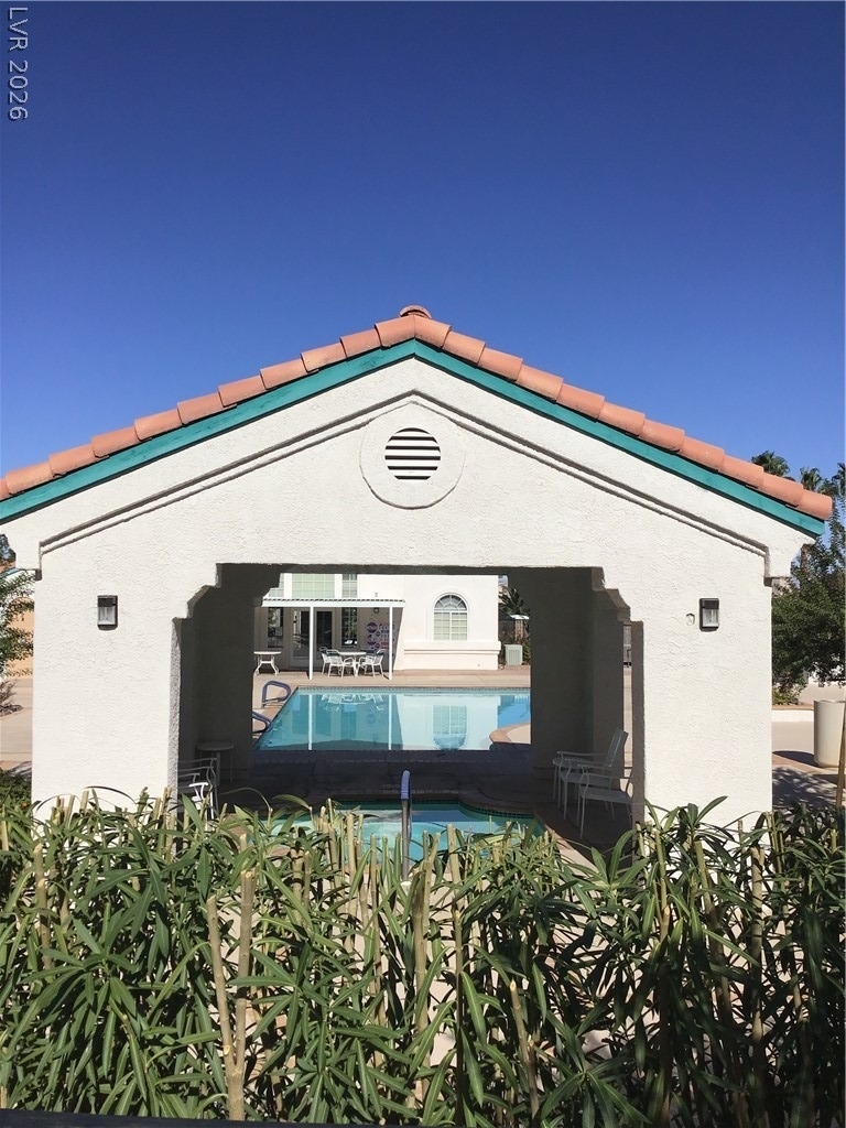 1676 Normandy Way - Photo 21