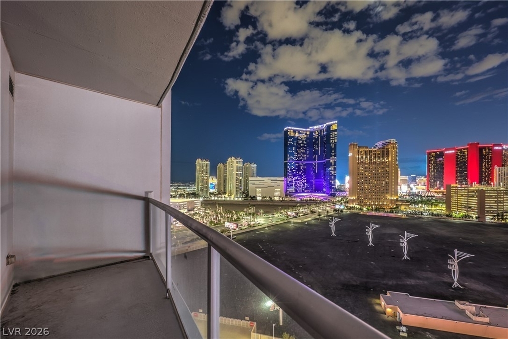 200 W Sahara Avenue - Photo 31