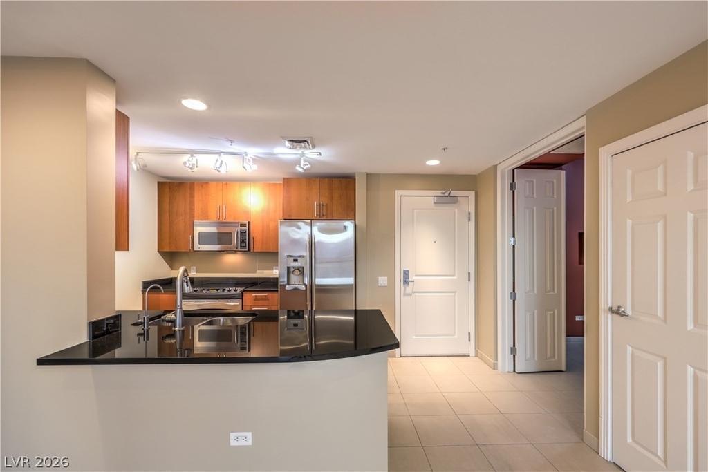 200 W Sahara Avenue - Photo 9