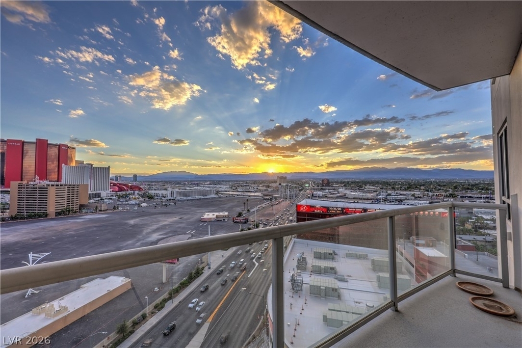 200 W Sahara Avenue - Photo 34