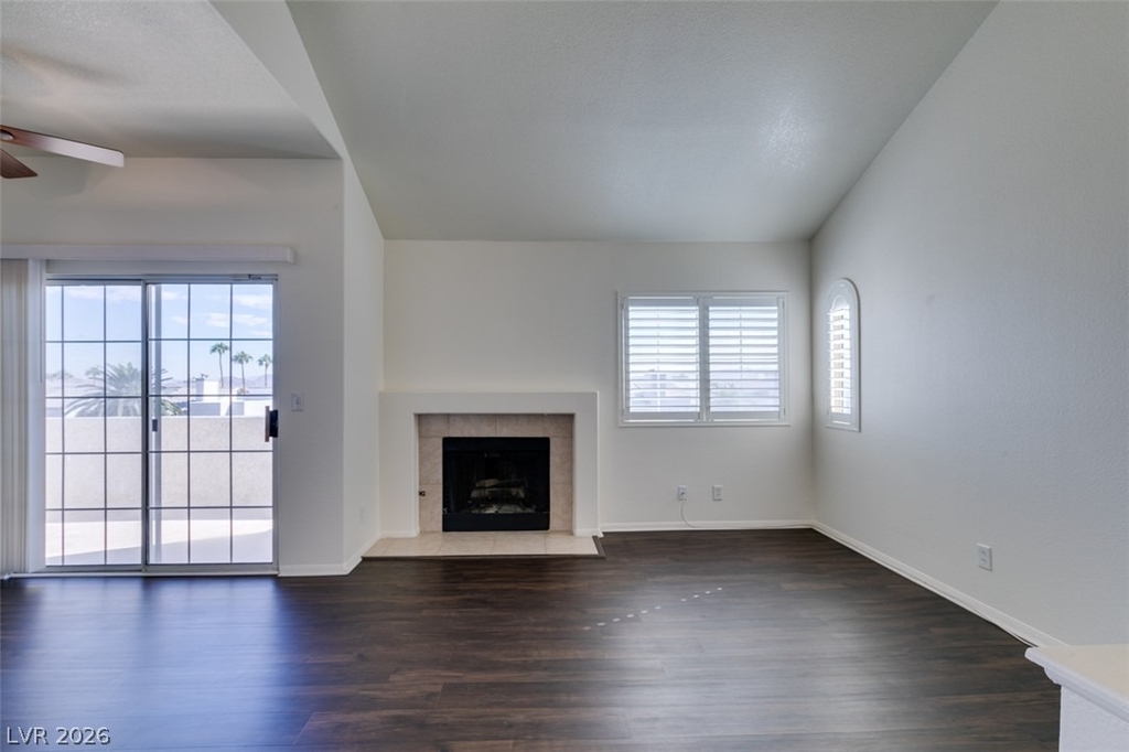 358 Seine Way - Photo 4