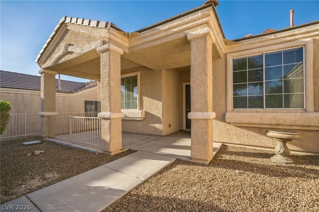 3413 Mastercraft Avenue - Photo 1