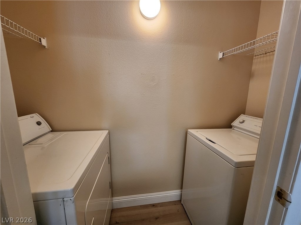 8000 W Badura Avenue - Photo 16