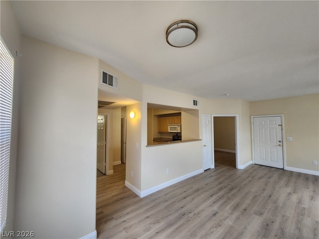 8000 W Badura Avenue - Photo 8