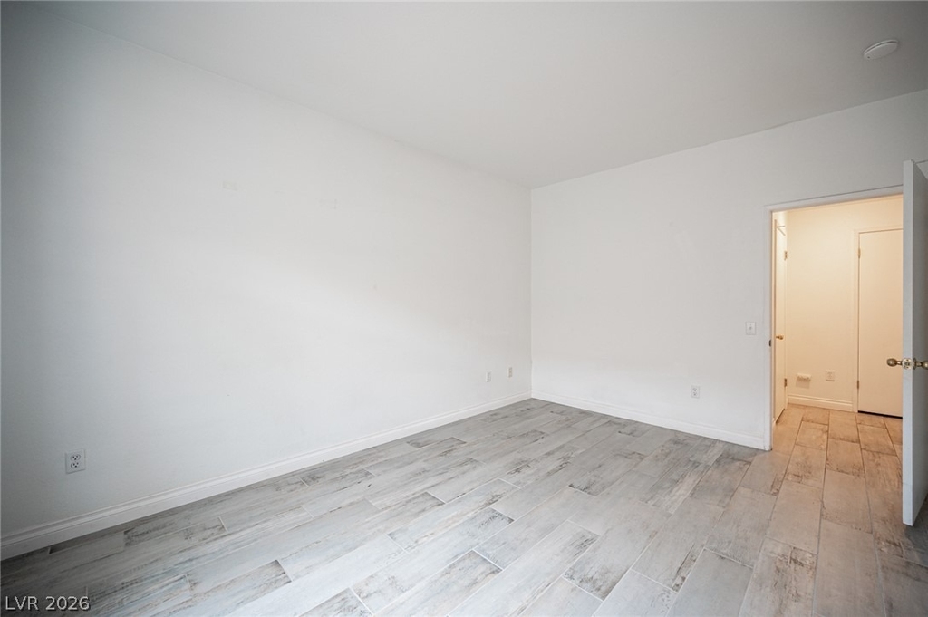 5415 W Harmon Avenue - Photo 22