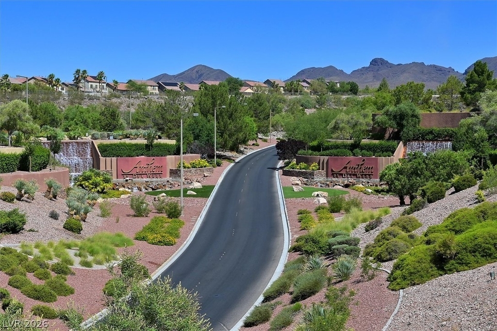 2223 Twin Falls Drive - Photo 39