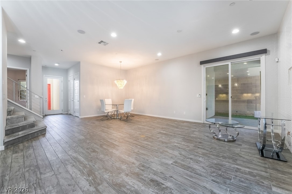 213 Inverbeg Street - Photo 6
