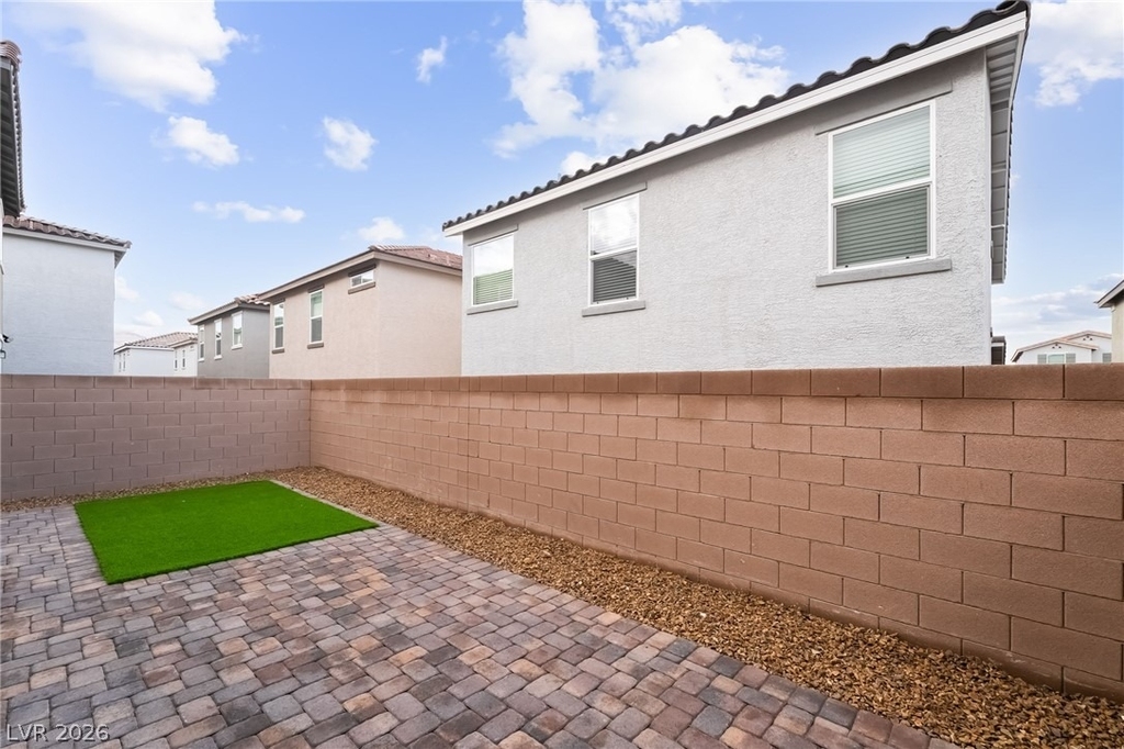9092 Nostrand Avenue - Photo 33