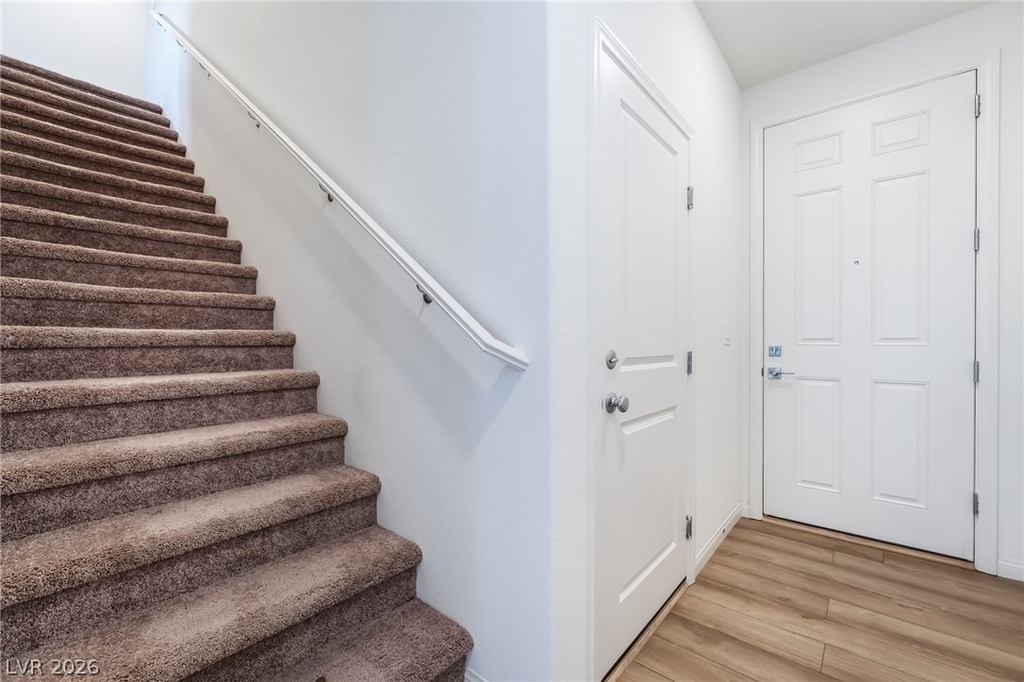 9092 Nostrand Avenue - Photo 4