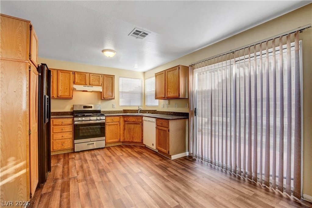 7461 Sunspot Drive - Photo 16