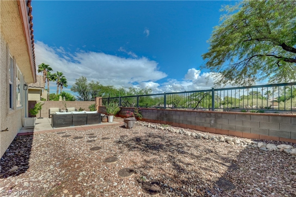 1524 Remembrance Hill Street - Photo 46