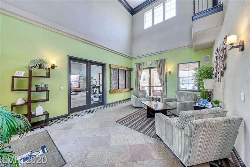 8777 Maule Avenue - Photo 14