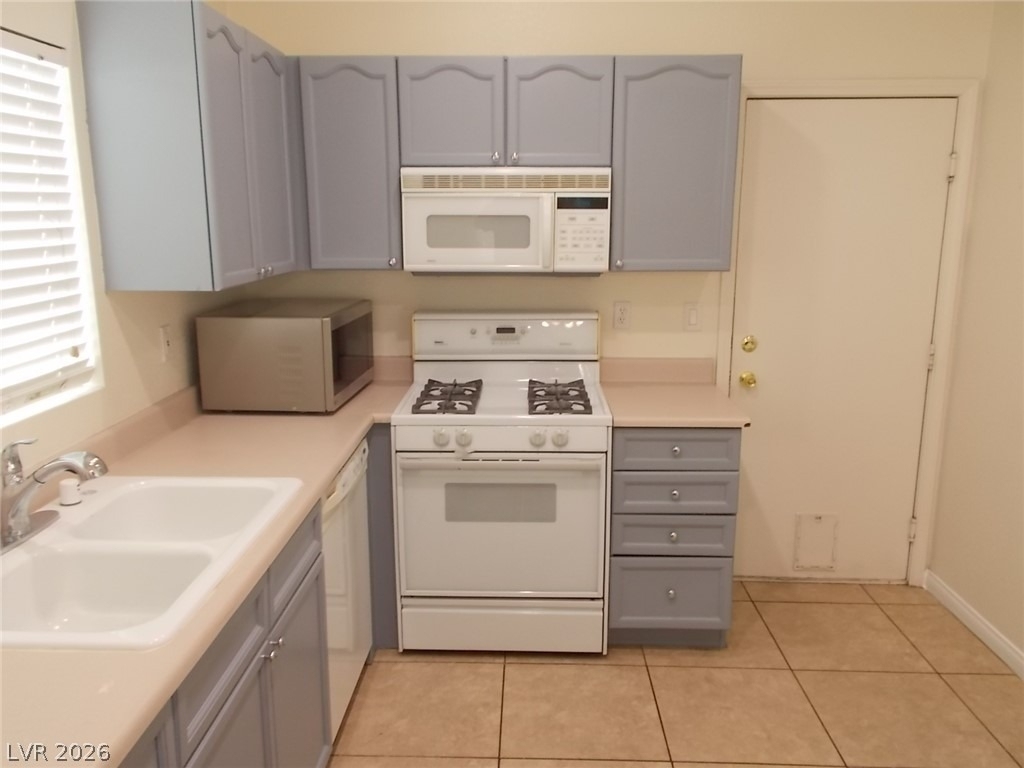 8466 Brillancy Avenue - Photo 7