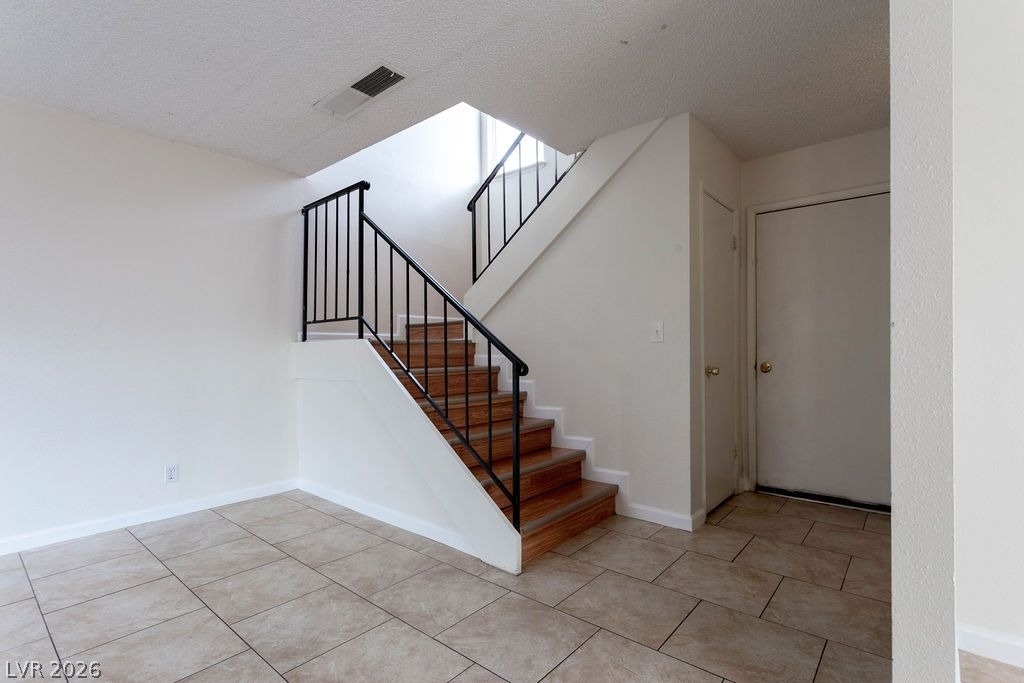 4362 Caliente Street - Photo 8