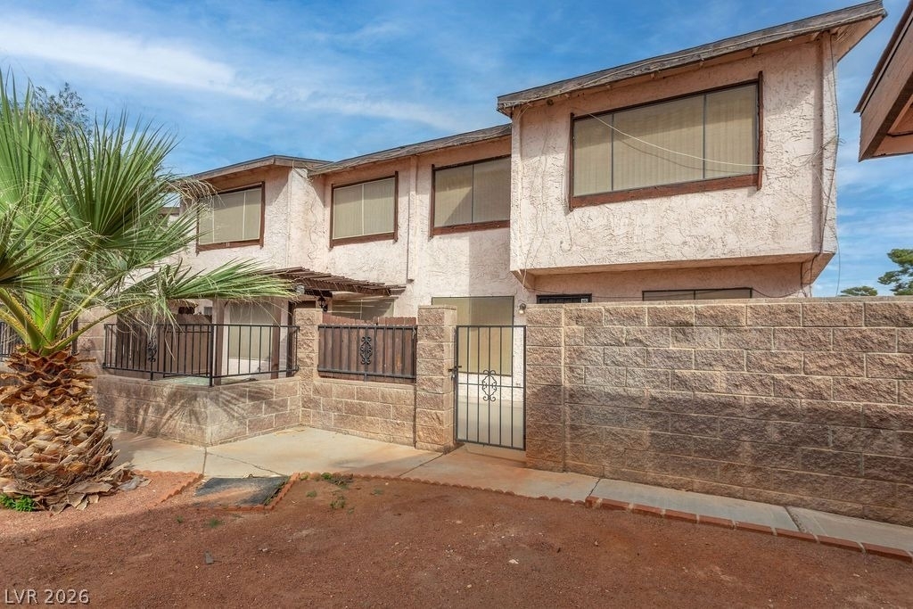4362 Caliente Street - Photo 0