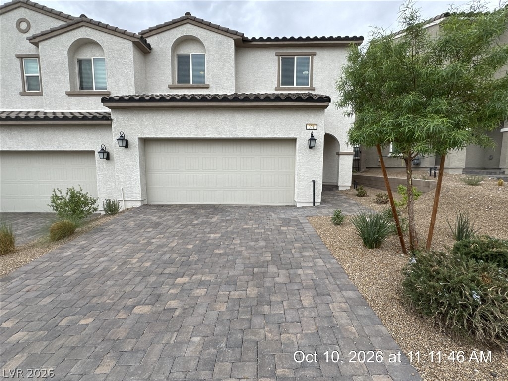 371 Rosefinch Street - Photo 0
