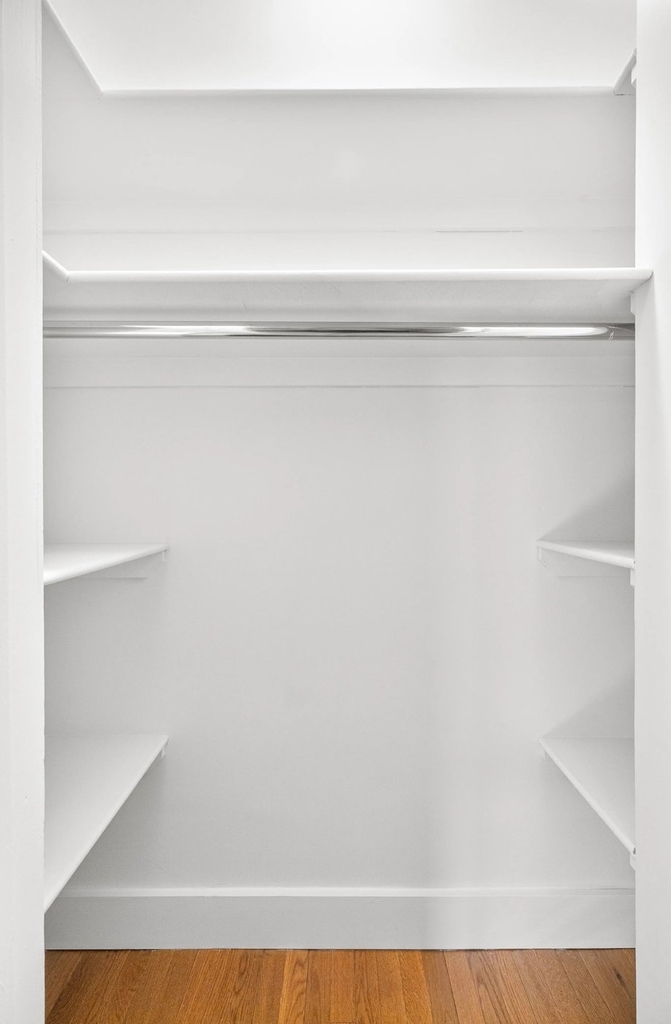 Studio in Upper West Side - Photo 8