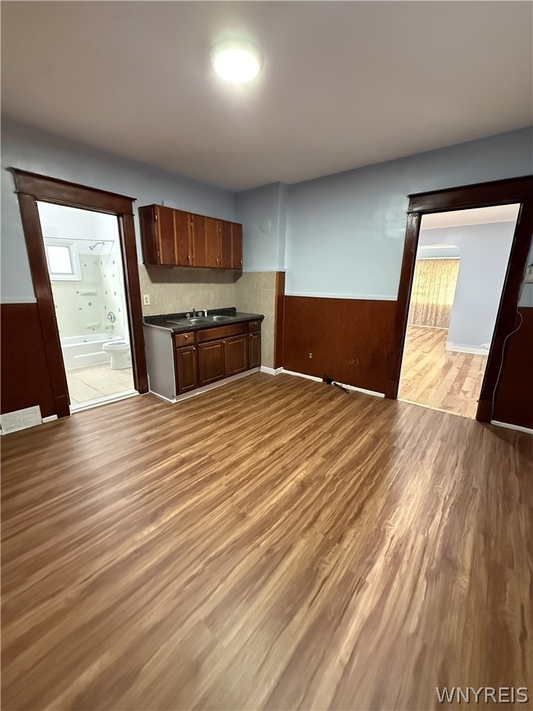 863 Walden Avenue - Photo 7