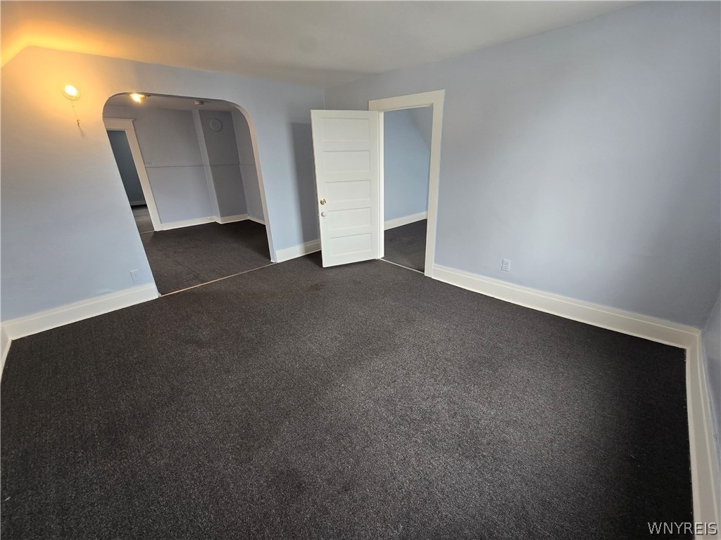 863 Walden Avenue - Photo 17
