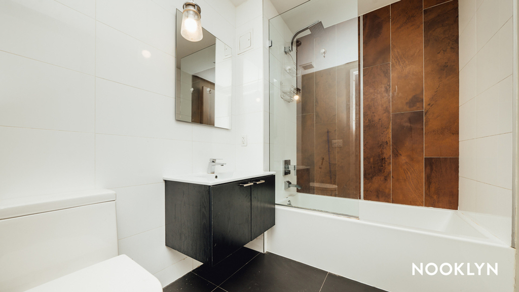 880 Dekalb Ave 11221 - Photo 3