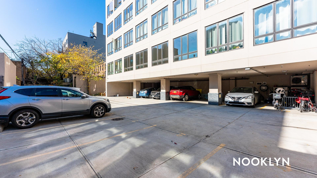 880 Dekalb Ave 11221 - Photo 14