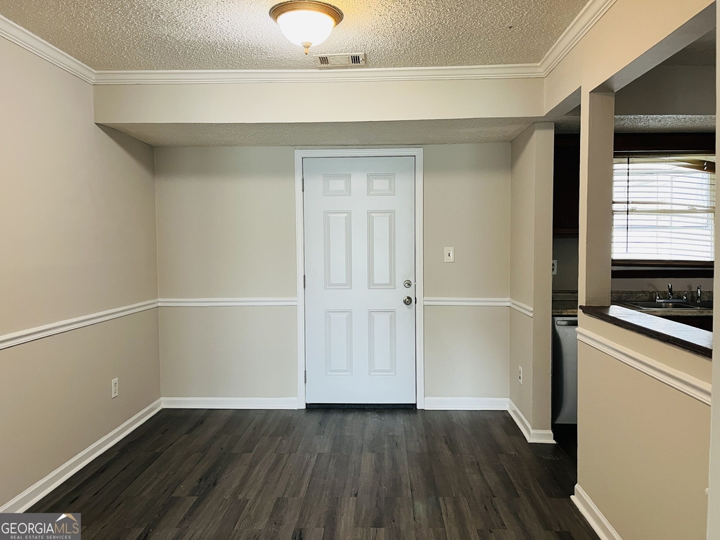 675 Redland Drive - Photo 9
