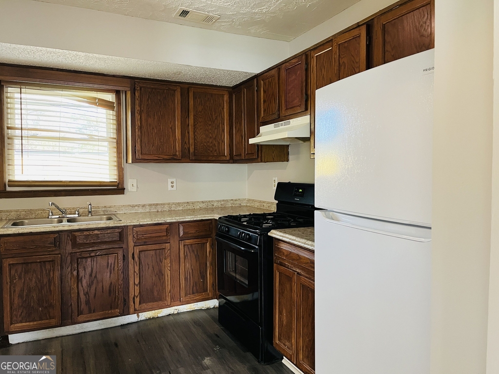 675 Redland Drive - Photo 8