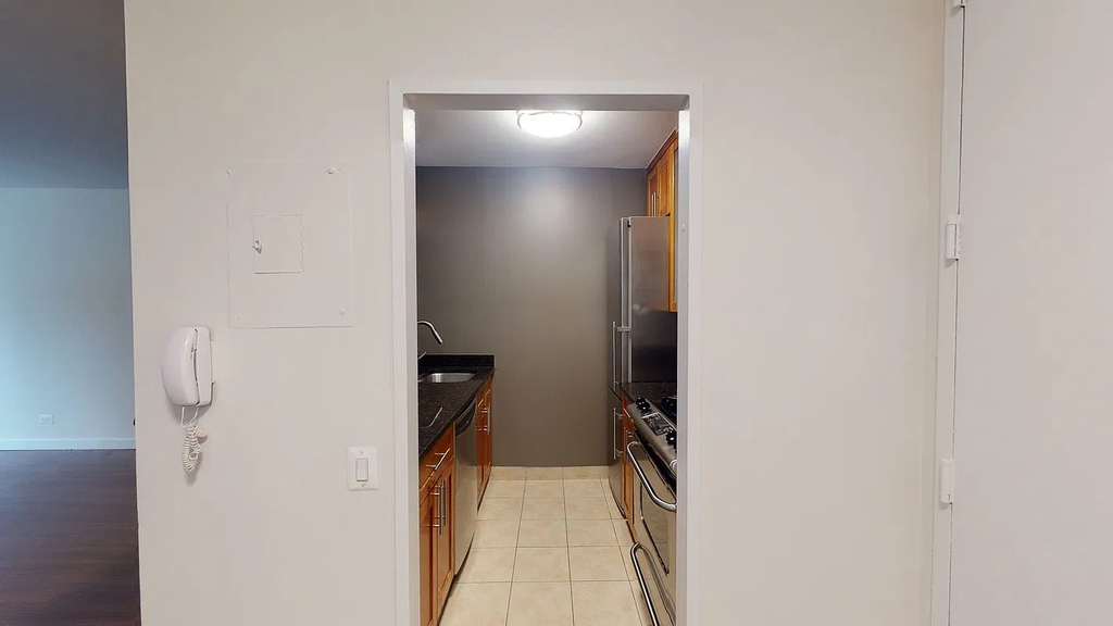 East 34th Street - Photo 2
