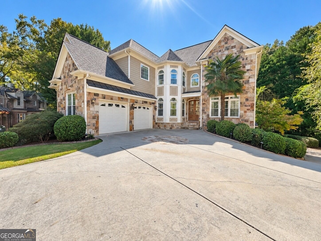 125 Stone Pond Lane - Photo 0