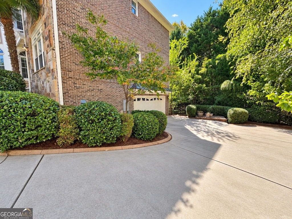 125 Stone Pond Lane - Photo 1