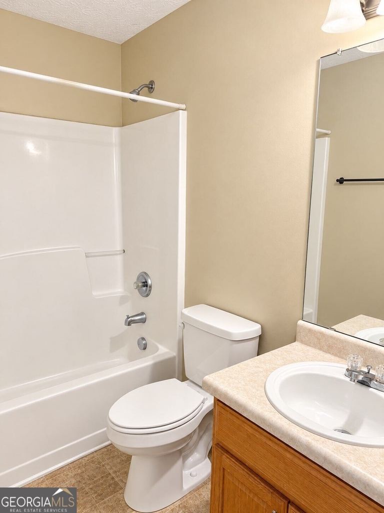 5542 Pineridge Court - Photo 18