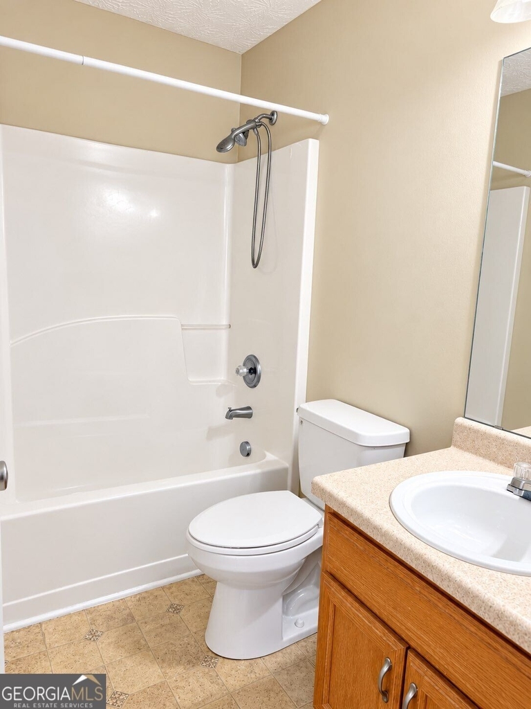 5542 Pineridge Court - Photo 13