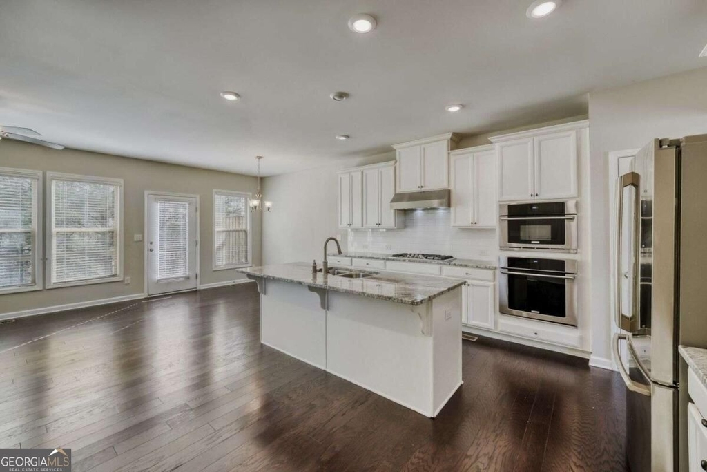 901 Sunset Park Drive - Photo 4