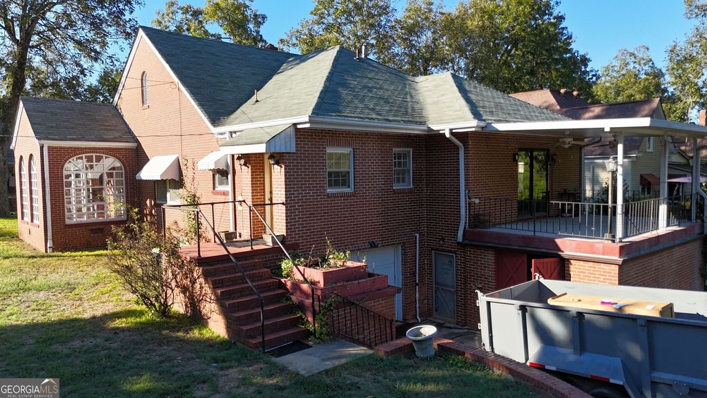 550 Greenwood Street - Photo 2
