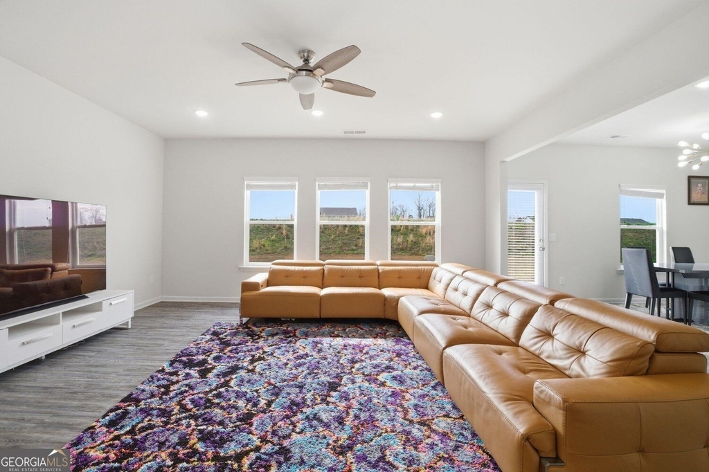 95 Royal Oaks Drive Ne - Photo 12