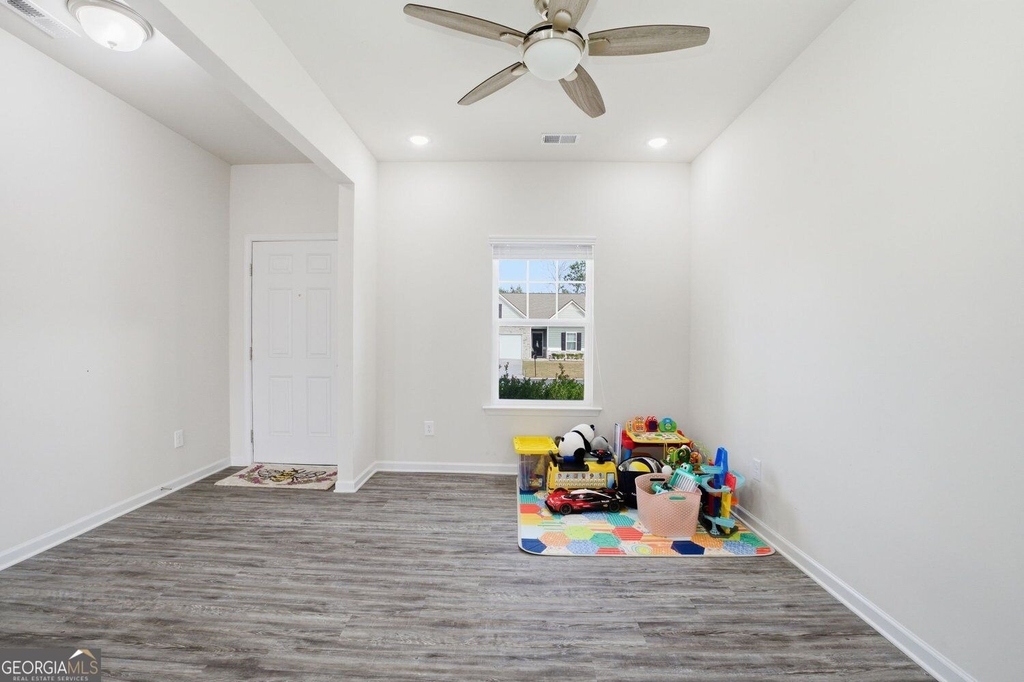 95 Royal Oaks Drive Ne - Photo 31