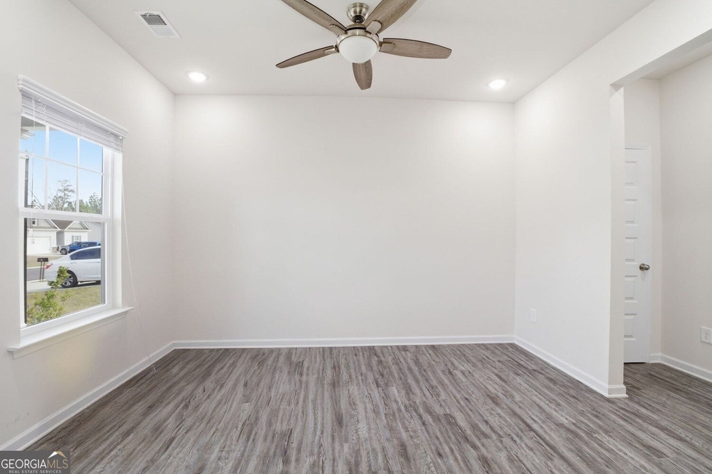 95 Royal Oaks Drive Ne - Photo 39